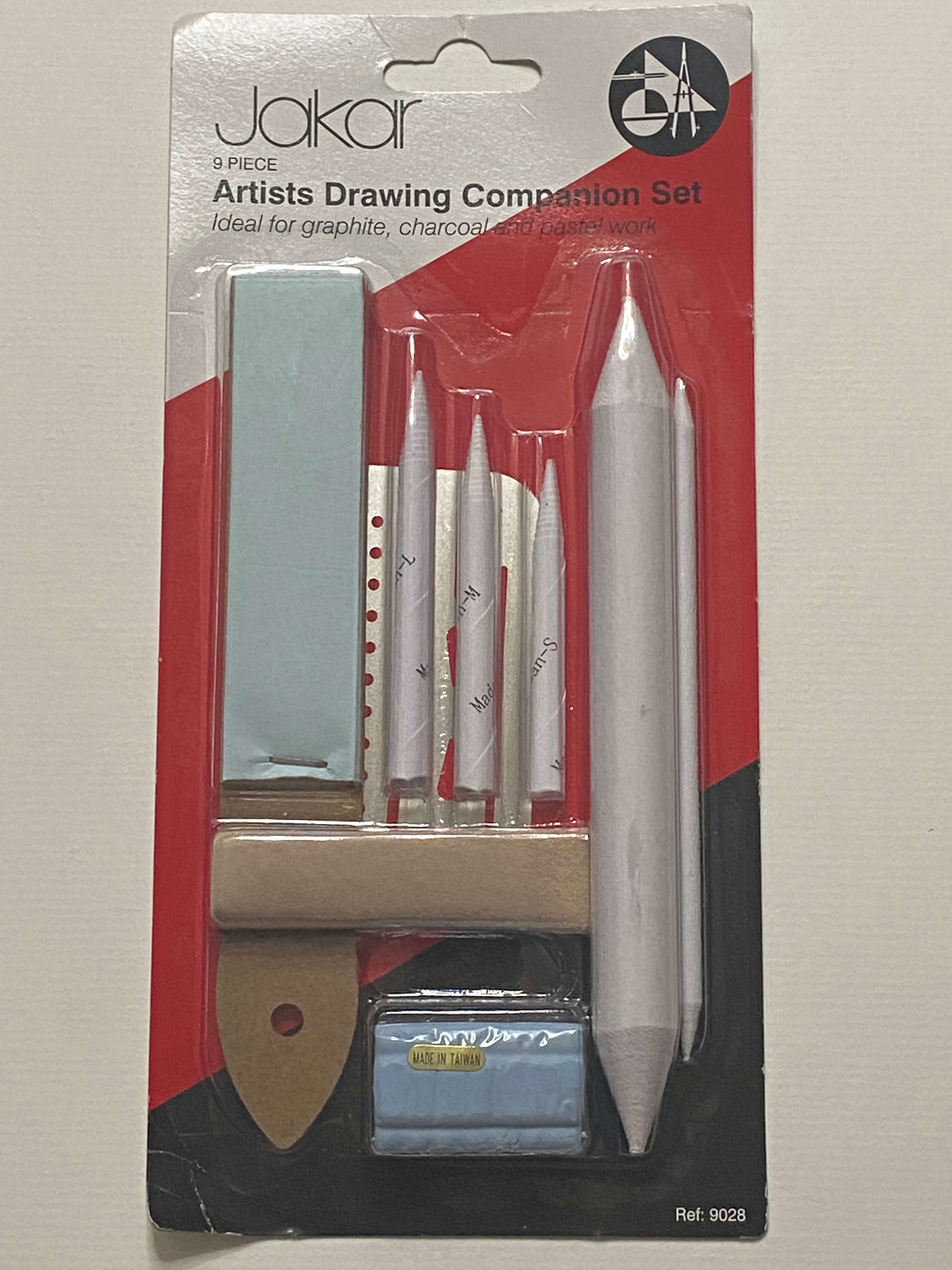 Artist drawing comp set
